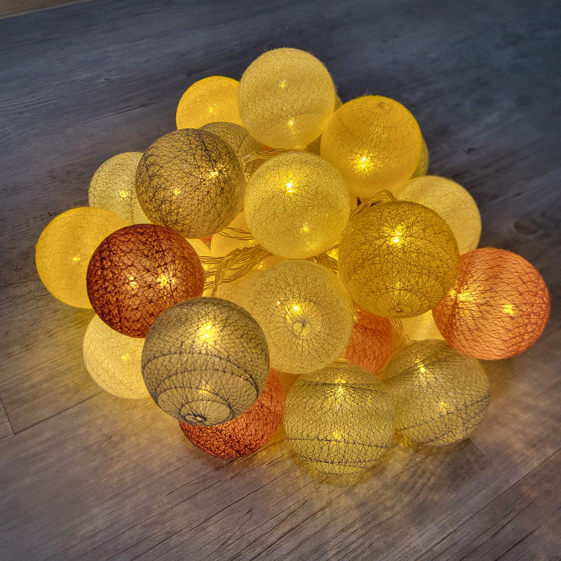 [ STARZ ] Battery Operated 4.5 Meter 30 Cotton Balls Fairy String Light , Warm